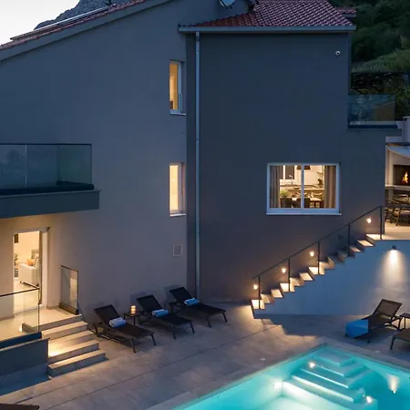 Villa Iponi Mimice